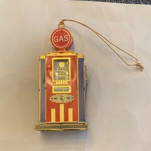 ChemArt Vintage Gas Pump metal Ornament new